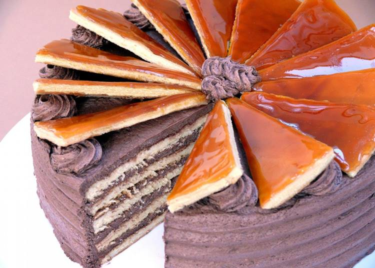 A leghíresebb magyar desszert: az eredeti dobostorta receptje, ahogy nagymamám tanította