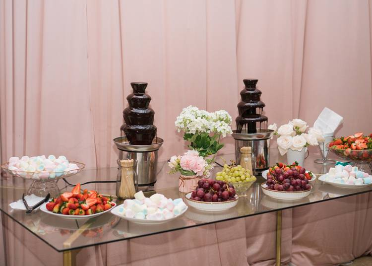 Csokoládé-mennyország a rendezvényeken: Így lesz a desszertasztal az est fénypontja