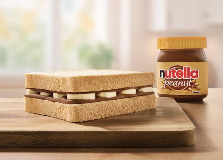 Ferrero bejelent&eacute;s: 60 &eacute;v ut&aacute;n &uacute;j &iacute;zzel bőv&iacute;tik a mogyor&oacute;kr&eacute;m k&iacute;n&aacute;latot