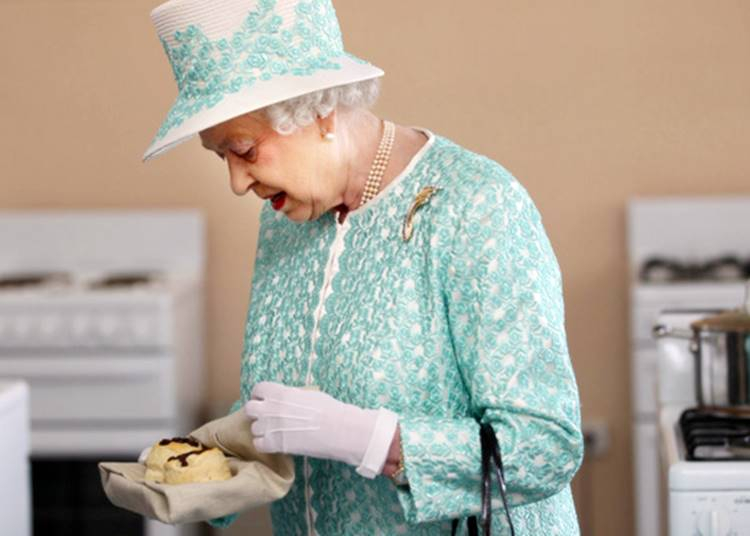 Így készül II. Erzsébet királynő kedvenc süteménye